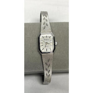 Armitron Silver Tone Ladies Watch E. Gluck Corp 25/4137 Mesh Band NEW Battery